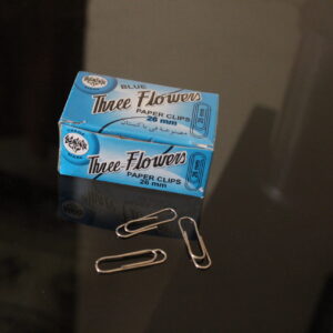 BLUE THREE FLOWERS PAPER CLIPS 26mm